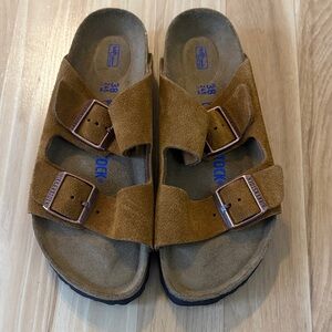 Birkenstock Brown Suede Sandals NWOT